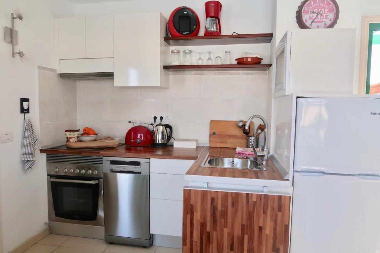 Apartment Los Zafiros In Puerto Del Carmen Aircond & Wifi & Dishwasher Tias Exterior photo