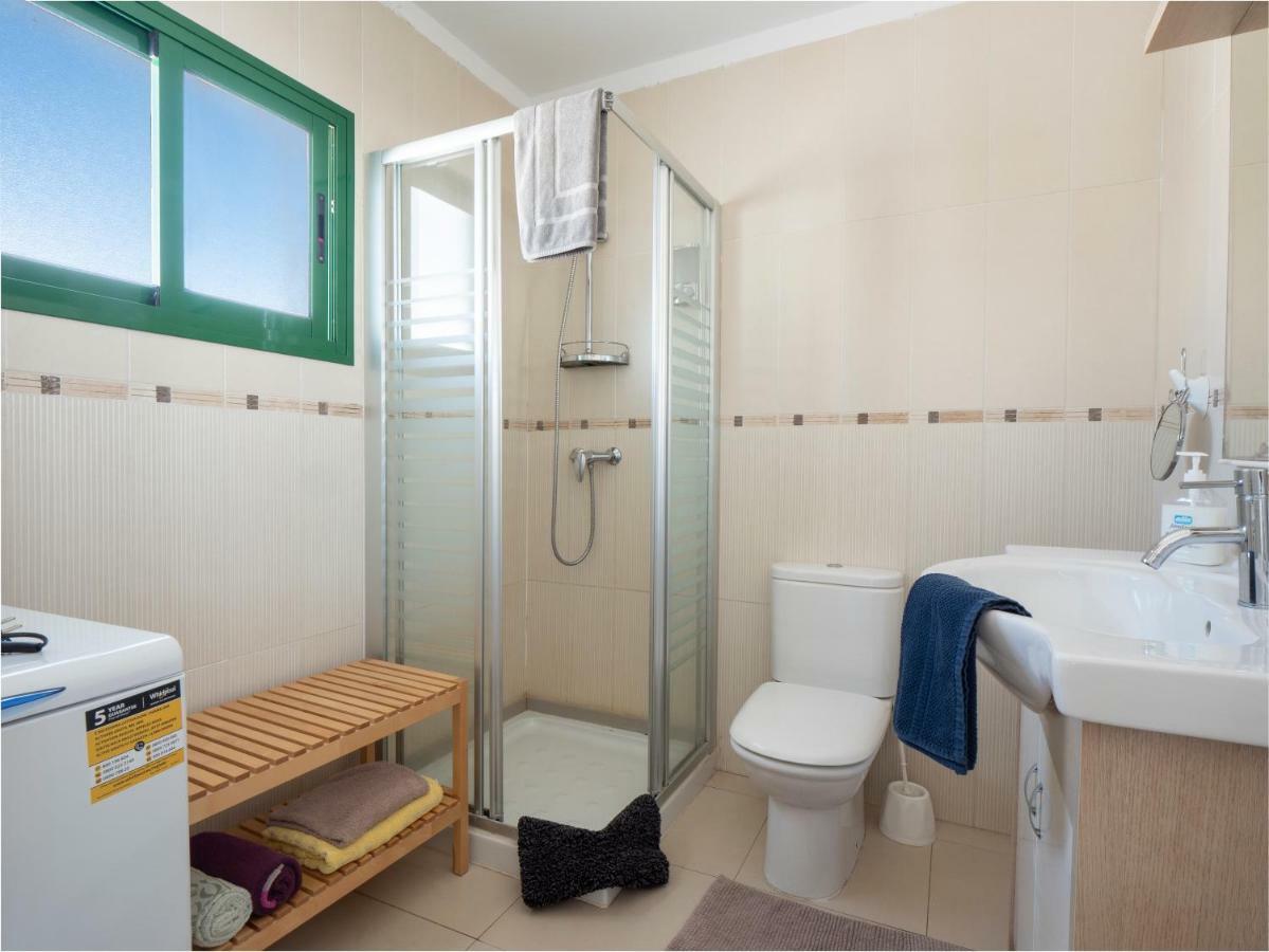 Apartment Los Zafiros In Puerto Del Carmen Aircond & Wifi & Dishwasher Tias Exterior photo